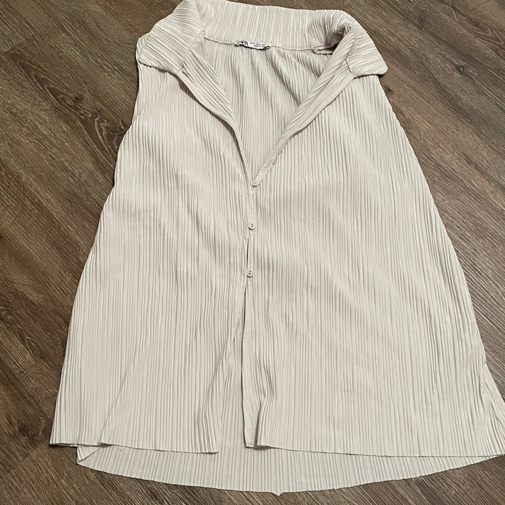 Satin Ribbed Button Down Collar Tank